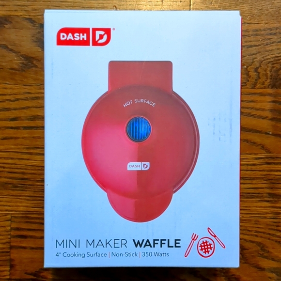 Dash Mini Waffle Maker - Picture 2 of 3